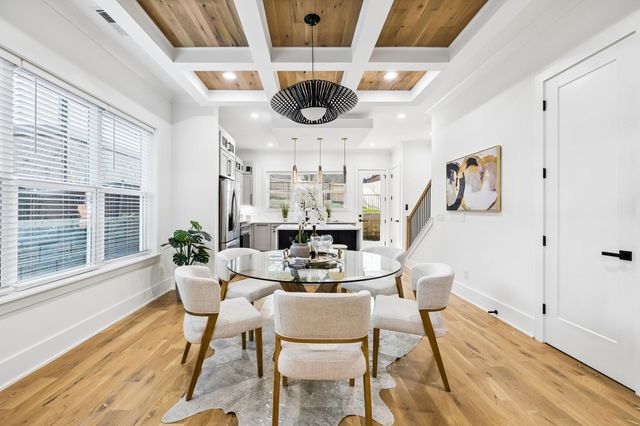 915 33rd Ave, N, Nashville, TN 37209