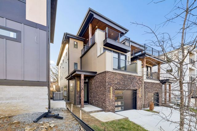 915 33rd Ave, N, Nashville, TN 37209