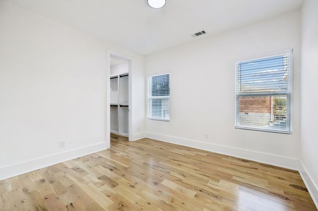 915 33rd Ave, N, Nashville, TN 37209