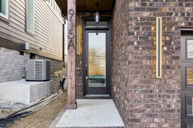 915 33rd Ave, N, Nashville, TN 37209