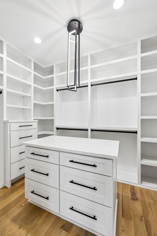 915 33rd Ave, N, Nashville, TN 37209