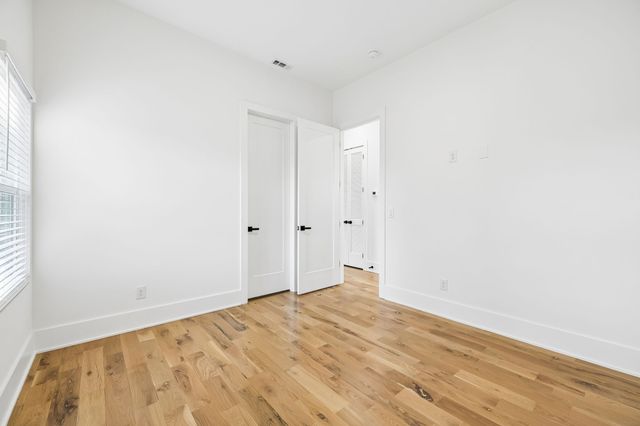 915 33rd Ave, N, Nashville, TN 37209