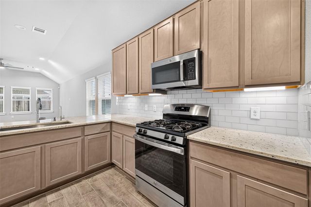 731 Orchard Vale Road, Rosharon, TX 77538