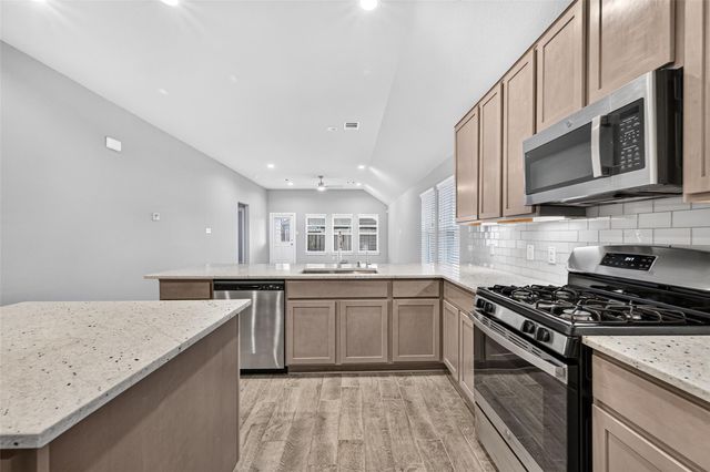 731 Orchard Vale Road, Rosharon, TX 77538