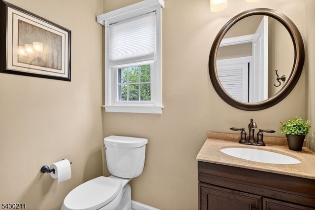 610 Van Liew Ct, Hillsborough Twp., NJ 08844