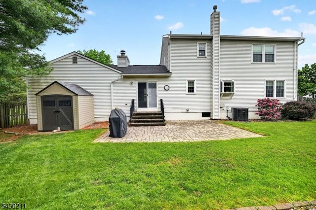 610 Van Liew Ct, Hillsborough Twp., NJ 08844