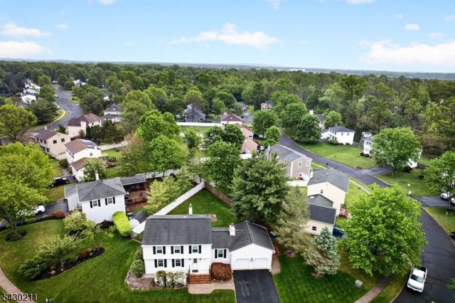 610 Van Liew Ct, Hillsborough Twp., NJ 08844