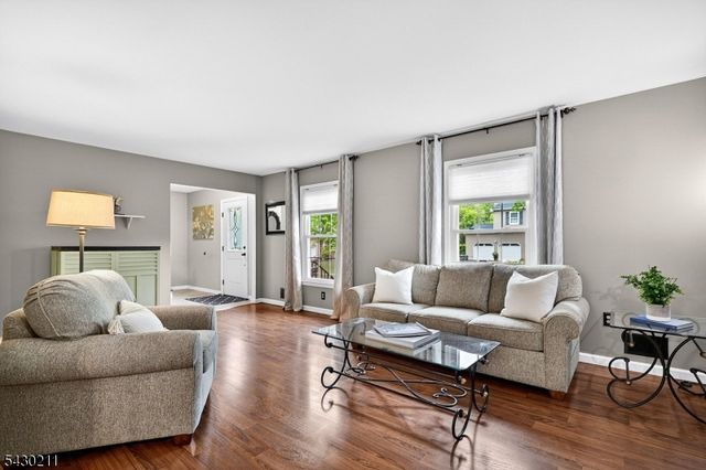 610 Van Liew Ct, Hillsborough Twp., NJ 08844