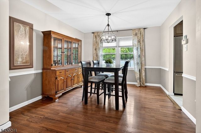 610 Van Liew Ct, Hillsborough Twp., NJ 08844
