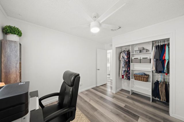 39 Del Vista Cir, Sacramento, CA 95823