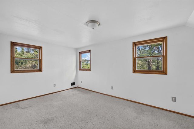 6248 County HWY V, Caledonia, WI 53108