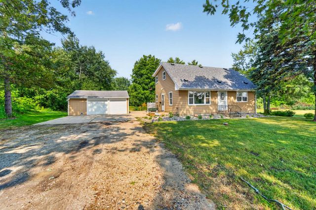 6248 County HWY V, Caledonia, WI 53108