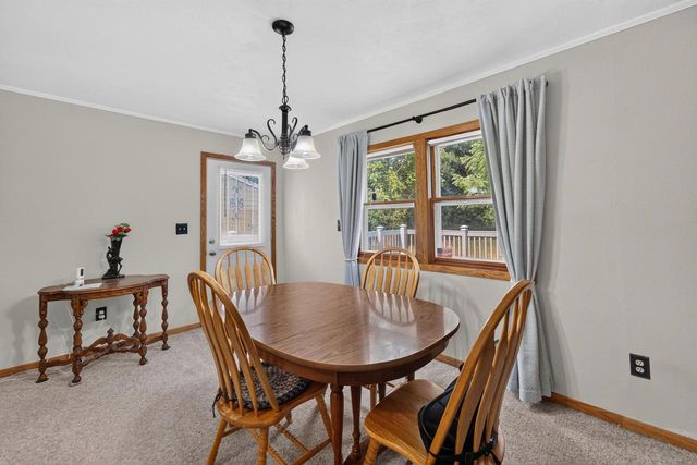 6248 County HWY V, Caledonia, WI 53108