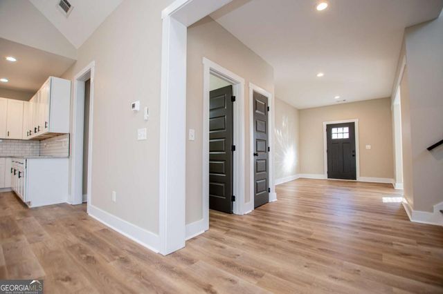 1605 Five Points Road, Waco, GA 30182