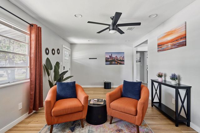 7706 Delafield LN, Austin, TX 78752