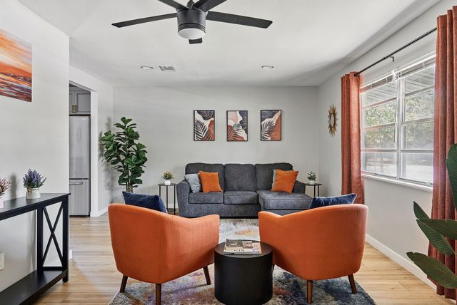 7706 Delafield LN, Austin, TX 78752