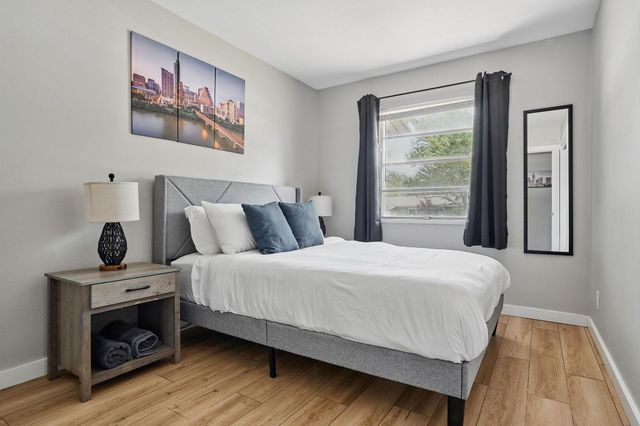 7706 Delafield LN, Austin, TX 78752