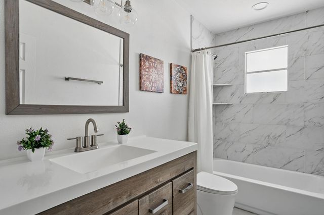 7706 Delafield LN, Austin, TX 78752