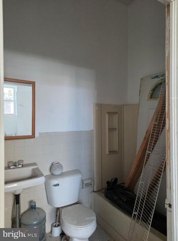 701-3 W GIRARD AVE, Philadelphia, PA 19123