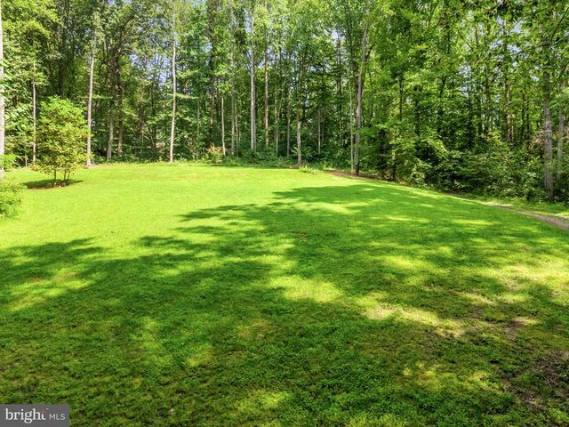 3937 BREAKNOCK RD, Bumpass, VA 23024