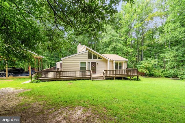 3937 BREAKNOCK RD, Bumpass, VA 23024
