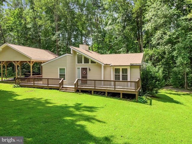 3937 BREAKNOCK RD, Bumpass, VA 23024