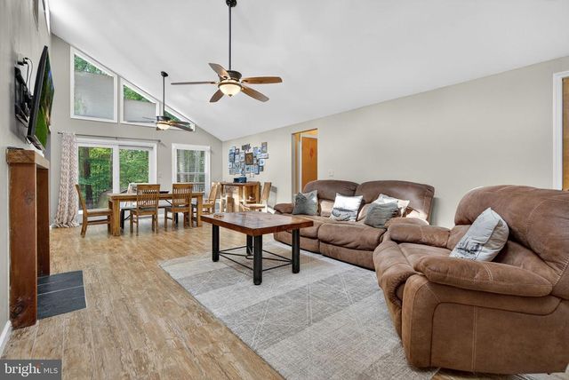 3937 BREAKNOCK RD, Bumpass, VA 23024