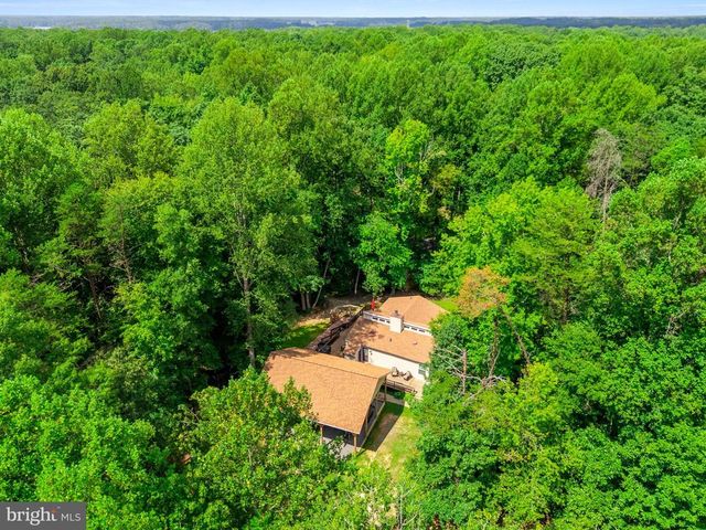 3937 BREAKNOCK RD, Bumpass, VA 23024