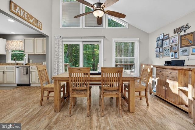 3937 BREAKNOCK RD, Bumpass, VA 23024