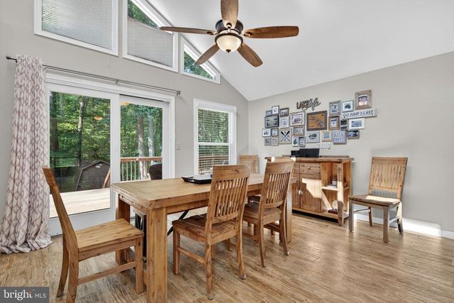 3937 BREAKNOCK RD, Bumpass, VA 23024