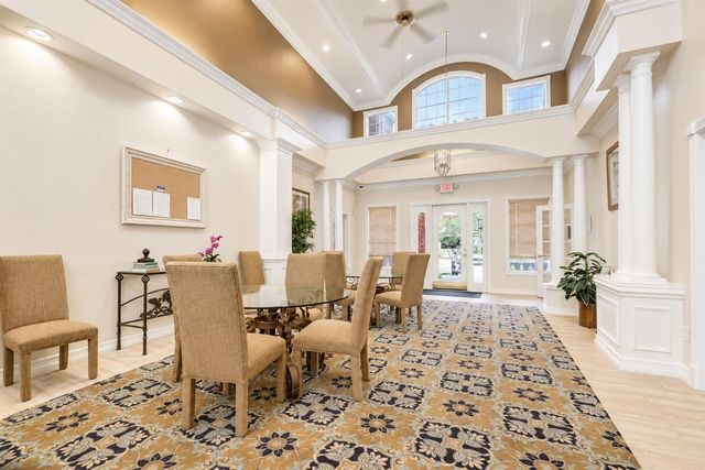2100 Welch Street C202, Houston, TX 77019
