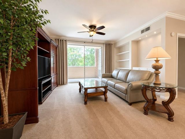2100 Welch Street C202, Houston, TX 77019