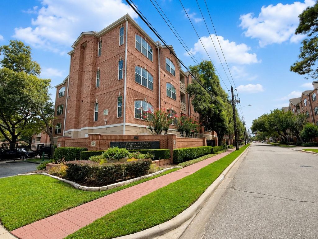 2100 Welch Street C202, Houston, TX 77019
