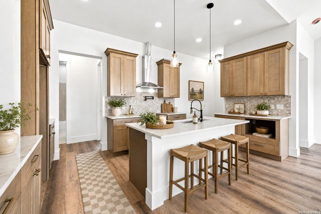 486 WOOD VIEW CIR, Bandera, TX 78003