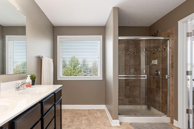 618 Sandhill Court, Delaware, OH 43015