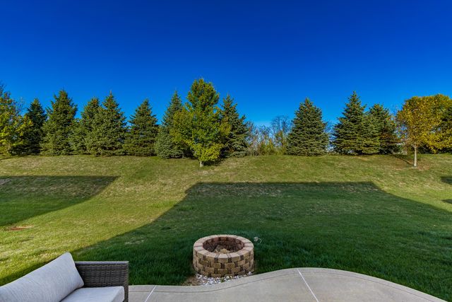 618 Sandhill Court, Delaware, OH 43015