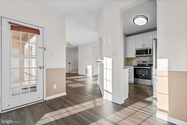 664 GATEWAY DR SE #314, Leesburg, VA 20175