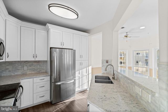 664 GATEWAY DR SE #314, Leesburg, VA 20175