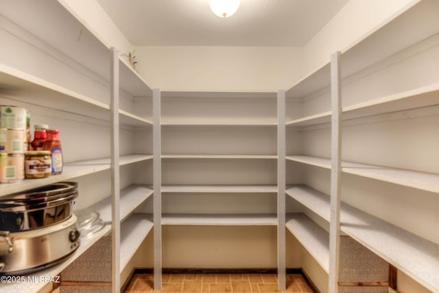 1422 E Camino Aurelia, Corona De Tucson, AZ 85641