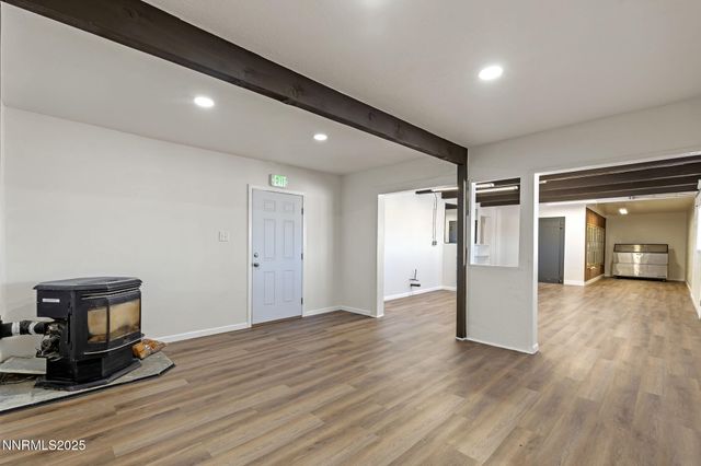 2725 E Fir Street, Silver Springs, NV 89429