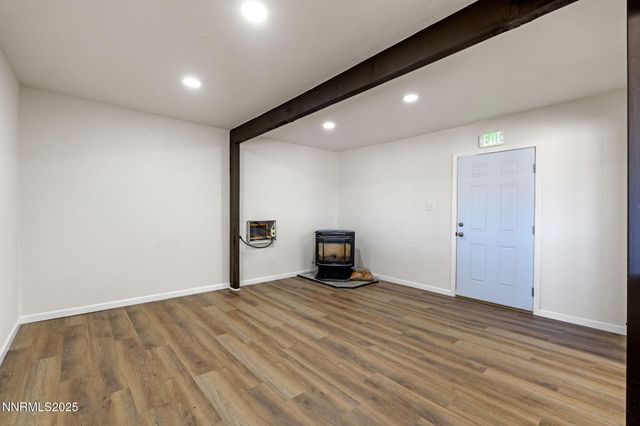 2725 E Fir Street, Silver Springs, NV 89429