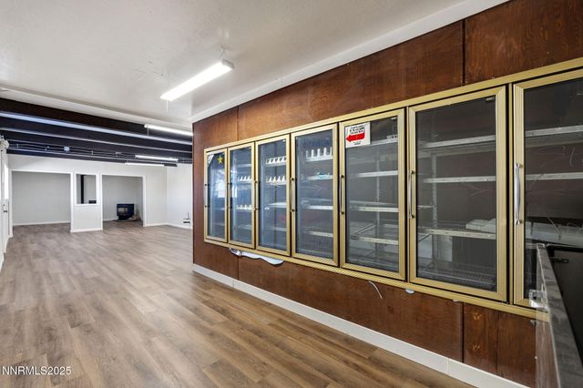 2725 E Fir Street, Silver Springs, NV 89429