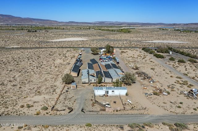 2725 E Fir Street, Silver Springs, NV 89429