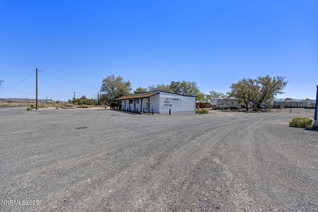 2725 E Fir Street, Silver Springs, NV 89429