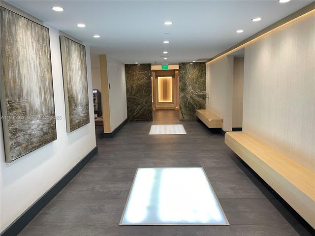 90 SW 3RD STREET 1809, Miami, FL 33130