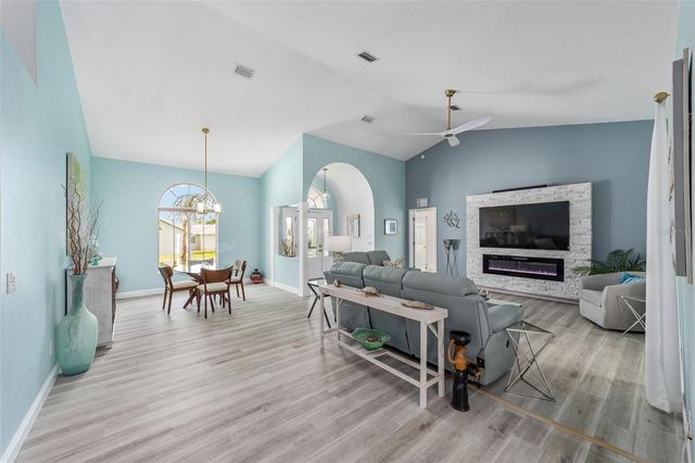 5016 NW 18TH STREET, Ocala, FL 34482