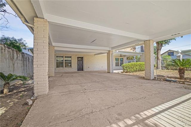 800 W Chaparral Street, San Juan, TX 78589