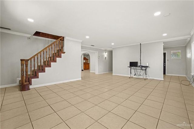 800 W Chaparral Street, San Juan, TX 78589