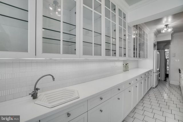 2030 PIERCE MILL RD NW, Washington, DC 20010