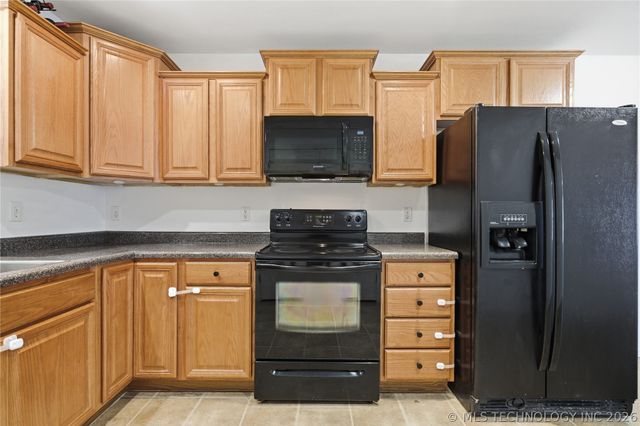 25844 E 90th Street E, Broken Arrow, OK 74014